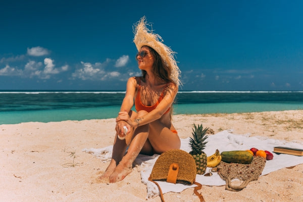 O Luxo Discreto: Como a Bolsa de Praia Certa Transforma seu Verão
