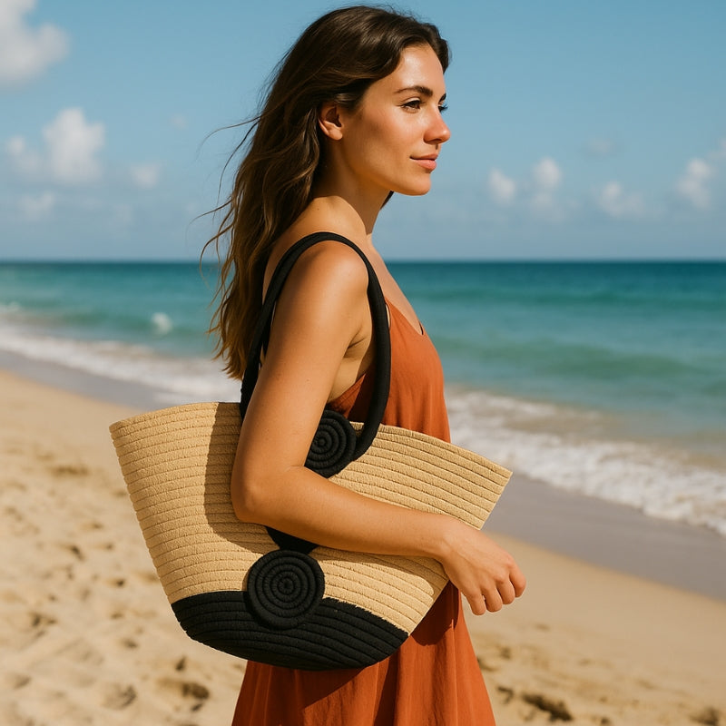 Bolsa Praia Palha Mulher na Praia