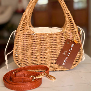 bolsa de palha com alca de mao e de ombro