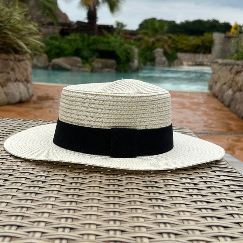 Chapéu de Praia Férias Brisa Noir Branco - Elegância Clássica
